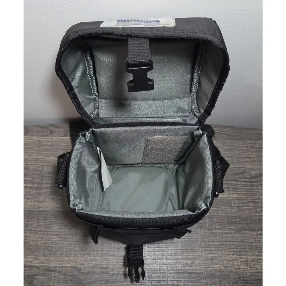 Polaroid Vintage Blue 600 Round Instant Film Camera With Manual & Carrying Bag